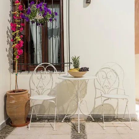 Belle Epoque Halepa's House ハニア