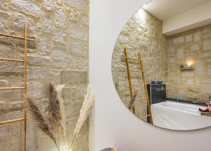 Belle Epoque Halepa's House * 하니아